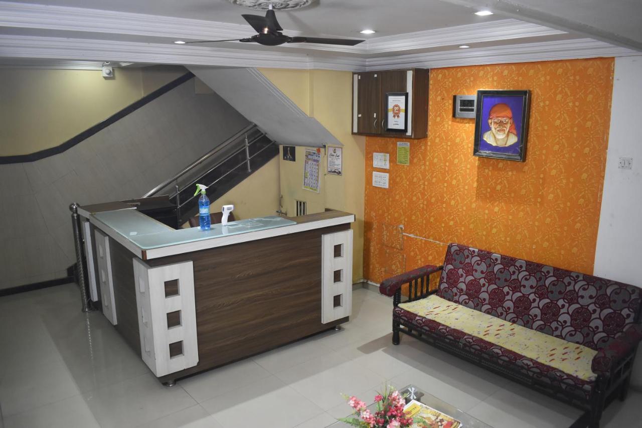 Hotel Sai Vishwa Shirdi Exteriör bild