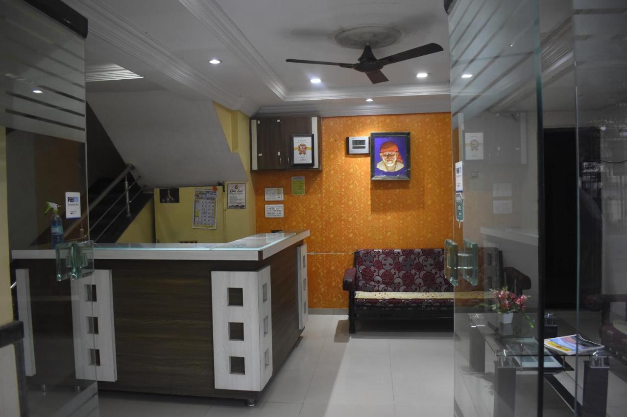 Hotel Sai Vishwa Shirdi Exteriör bild