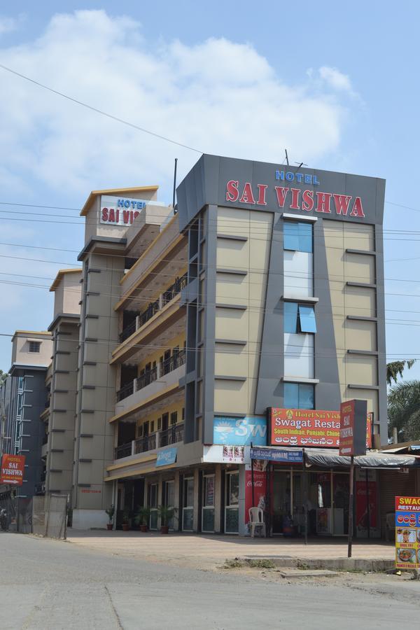 Hotel Sai Vishwa Shirdi Exteriör bild