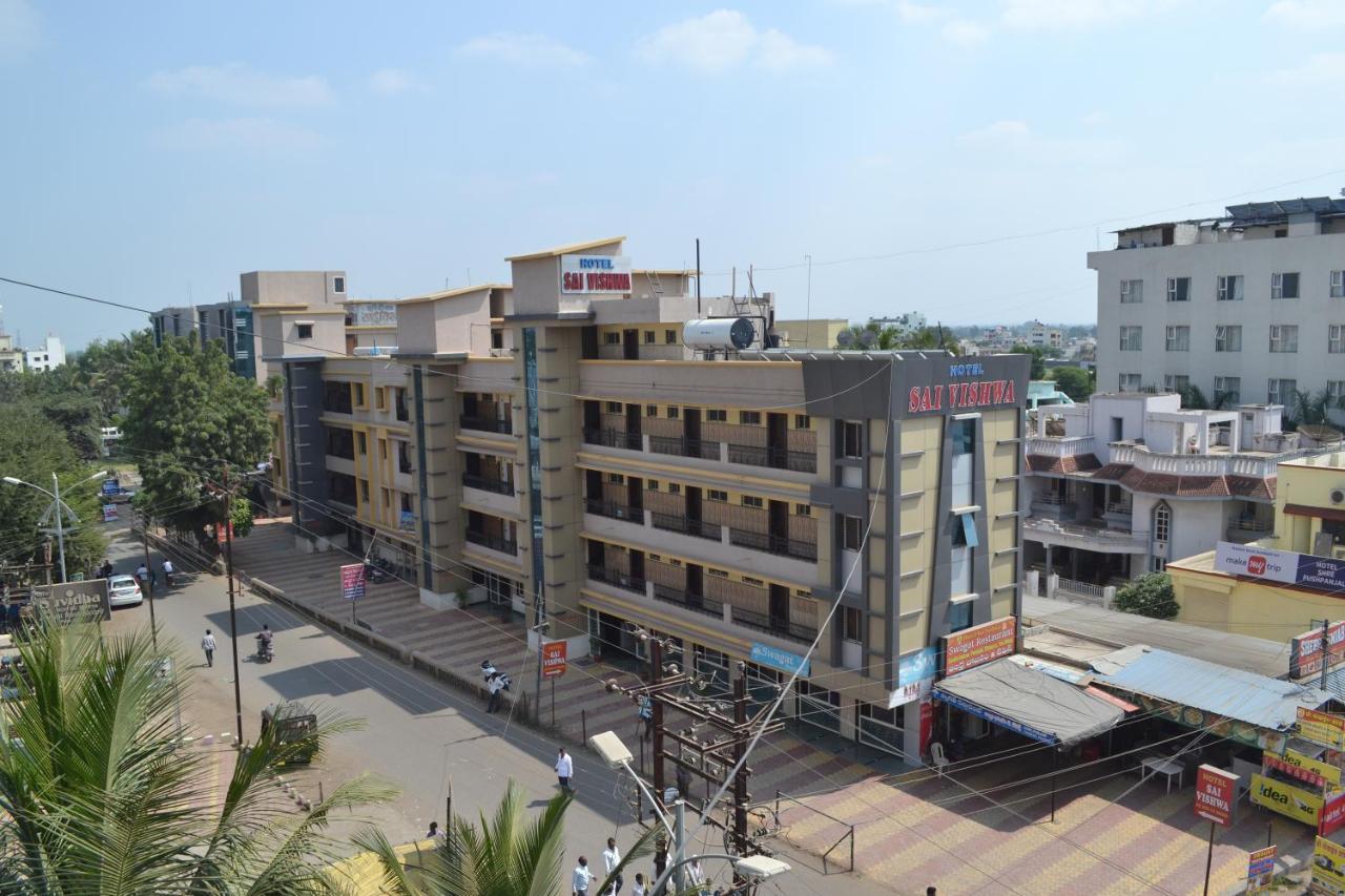 Hotel Sai Vishwa Shirdi Exteriör bild